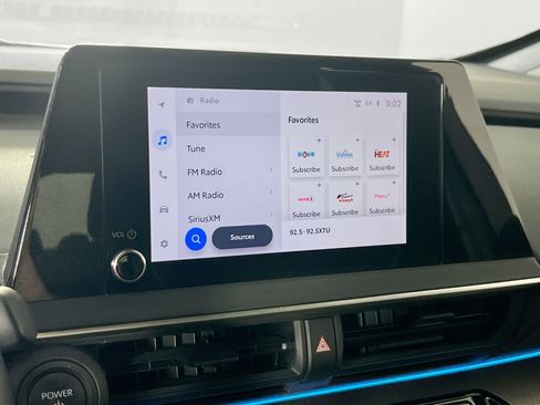 Used 2023 Toyota Prius XLE image 14