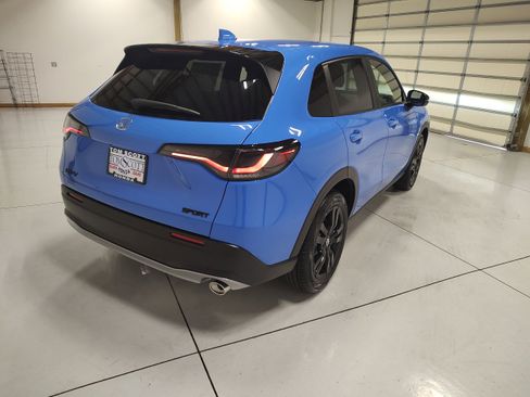 New 2026 Honda HR-V Sport image 13