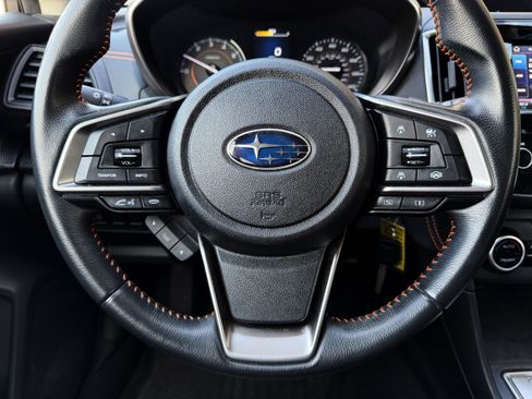 Used 2023 Subaru Crosstrek 2.0i Premium image 19