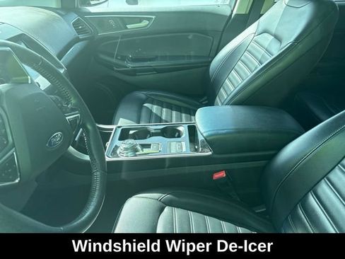 Used 2019 Ford Edge SEL w/ Equipment Group 201A FWD image 10