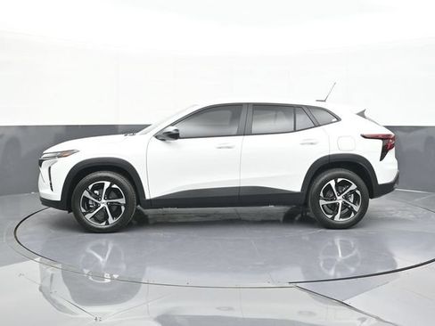 New 2026 Chevrolet Trax RS w/ Driver Confidence Package FWD image 6