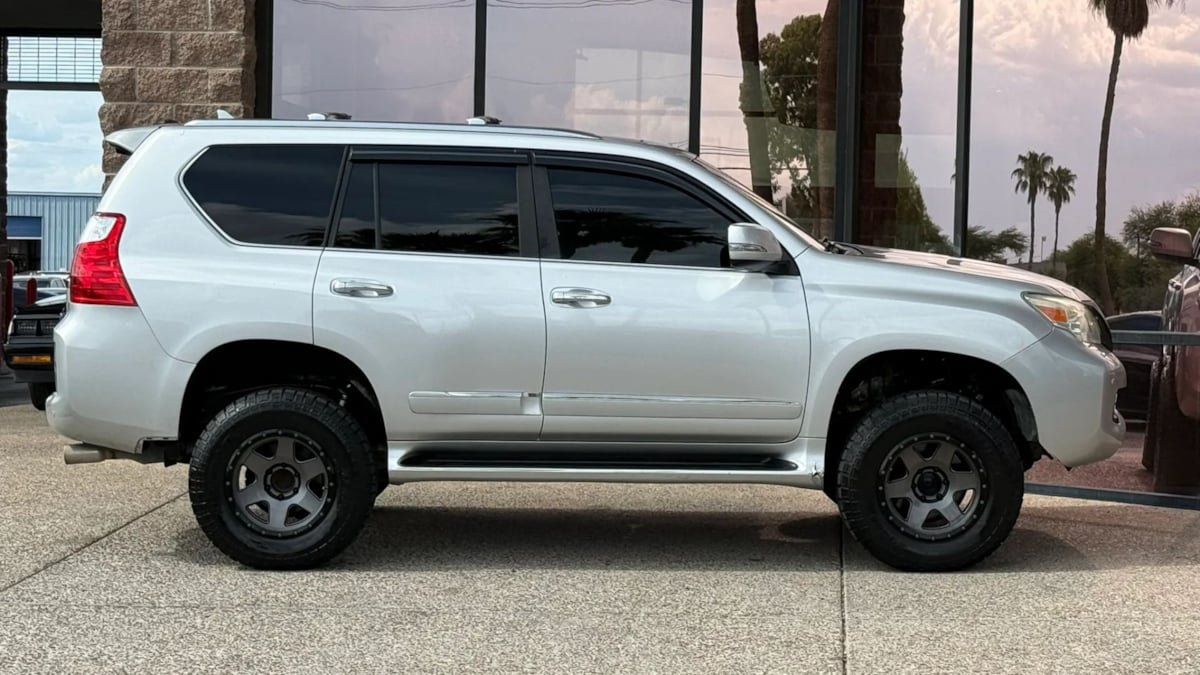Used 2010 Lexus GX 460 Premium AWD/4WD image 14