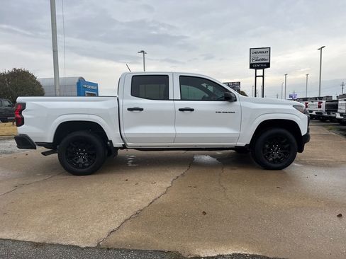 New 2026 Chevrolet Colorado W/T image 6
