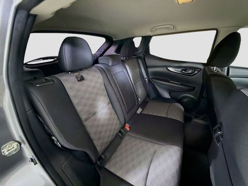 Used 2018 Nissan Rogue Sport SV w/ SV All-Weather Package image 27