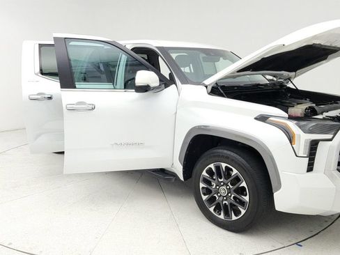 Used 2024 Toyota Tundra Limited w/ Power Package RWD image 9