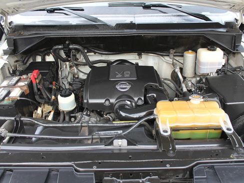 Used 2016 Nissan NV 3500 S w/ Power Package RWD image 16