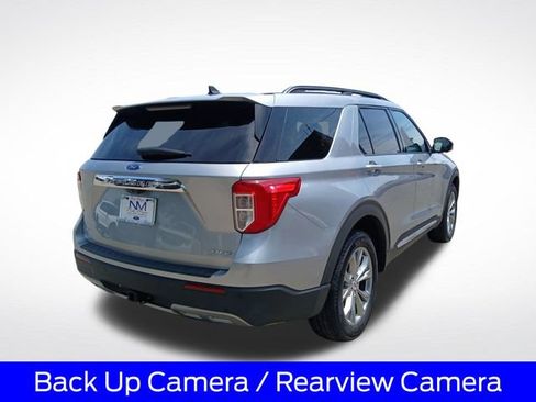Certified 2023 Ford Explorer XLT w/ Equipment Group 202A AWD/4WD image 9