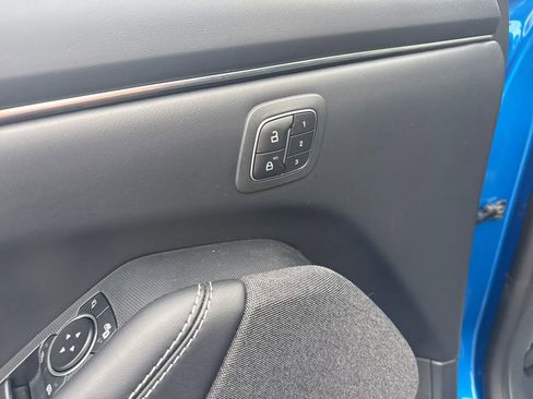 Used 2025 Ford Mustang Mach-E Premium AWD/4WD image 28