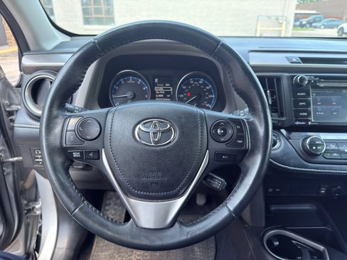 Used 2018 Toyota RAV4 XLE w/ Plus Extra Value Package AWD/4WD image 11