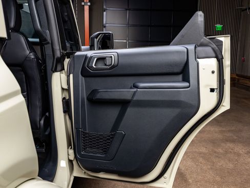 Used 2026 Ford Bronco Outer Banks image 38