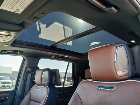 Used 2024 GMC Yukon Denali Ultimate image 30