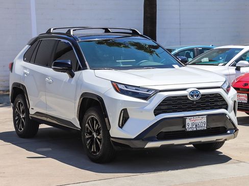 Certified 2023 Toyota RAV4 XSE AWD/4WD image 3