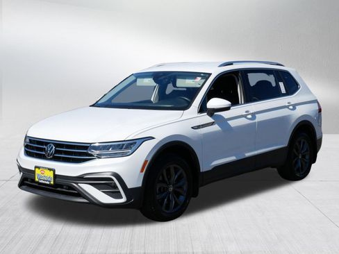Used 2022 Volkswagen Tiguan SE AWD/4WD image 4