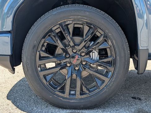New 2026 GMC Sierra 1500 Denali w/ Technology Package AWD/4WD image 15