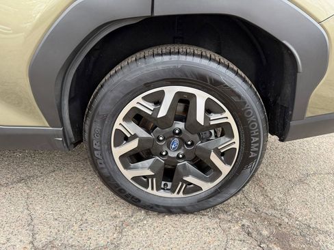 Certified 2025 Subaru Forester Premium image 10