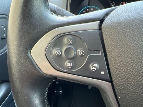 Used 2022 Chevrolet Colorado Z71 AWD/4WD image 21