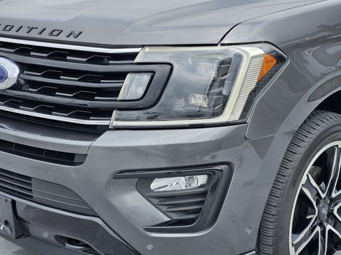 Used 2019 Ford Expedition Max Limited w/ Equipment Group 303A AWD/4WD image 11