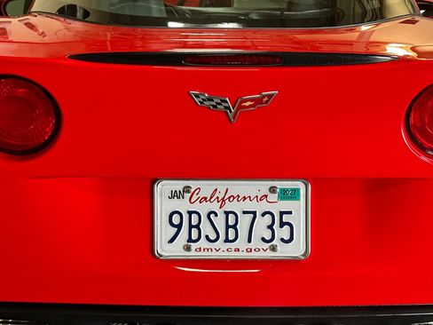Used 2011 Chevrolet Corvette Coupe w/ Preferred Equipment Group RWD image 44