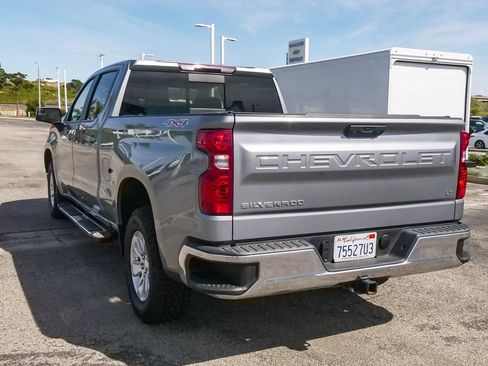 Used 2023 Chevrolet Silverado 1500 LT w/ Convenience Package II image 9