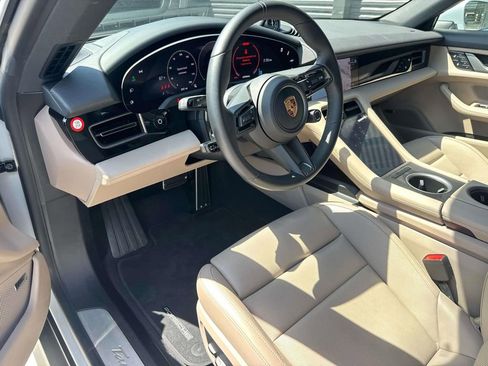 Used 2025 Porsche Taycan RWD image 4