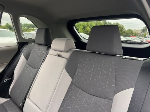 Used 2020 Toyota RAV4 XLE FWD image 19