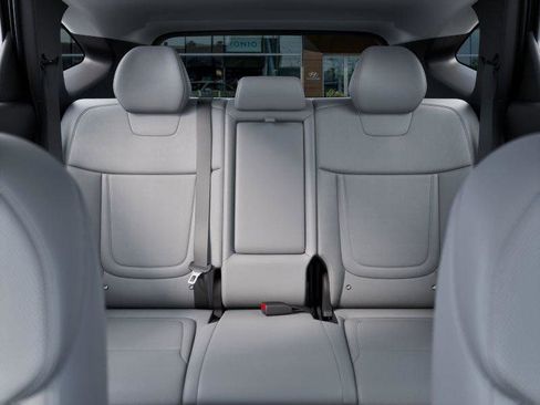 New 2025 Hyundai Tucson SEL image 12