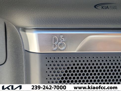 Used 2025 Ford Expedition Tremor AWD/4WD image 22