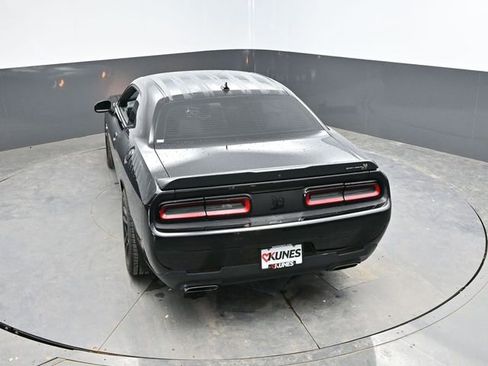Used 2020 Dodge Challenger R/T Scat Pack w/ Shaker Package image 39