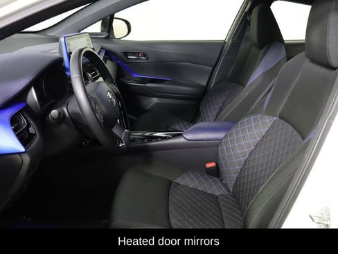 Used 2020 Toyota C-HR XLE image 14