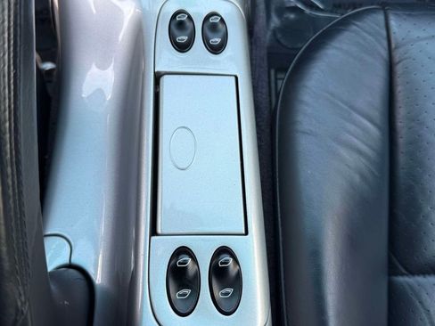 Used 2005 Porsche 911 Carrera image 22