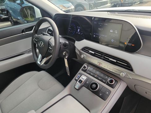 Used 2021 Hyundai Palisade SE FWD image 8