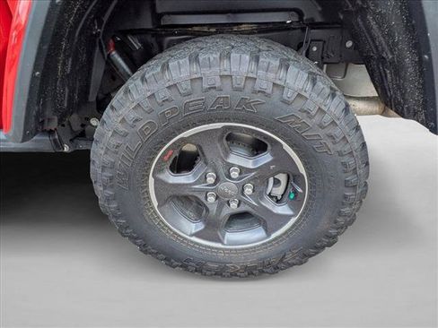 Used 2023 Jeep Gladiator Rubicon w/ LED Lighting Group AWD/4WD image 9