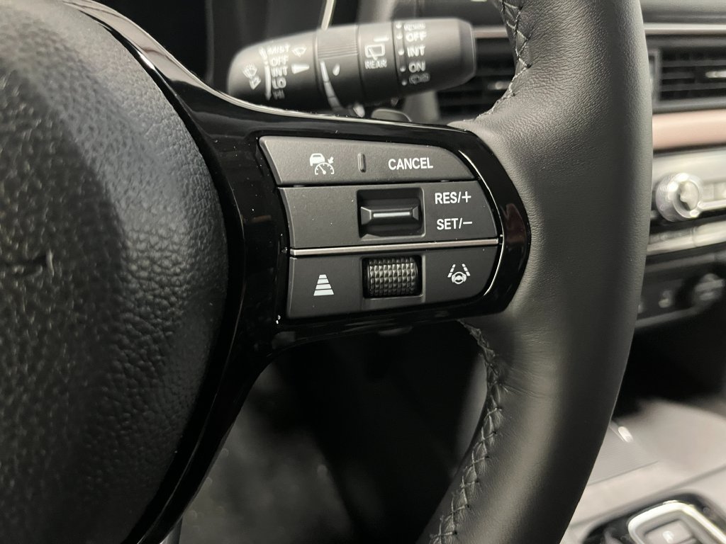 New 2026 Honda Pilot Touring image 16