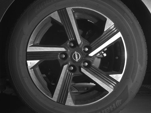 Used 2025 Nissan Sentra SV image 14