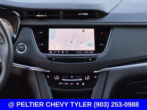 Used 2025 Cadillac XT6 Luxury FWD image 43