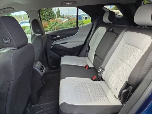 Used 2023 Chevrolet Equinox LS w/ LS Convenience Package image 20