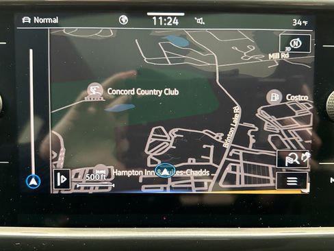 Used 2024 Volkswagen Taos SEL image 15