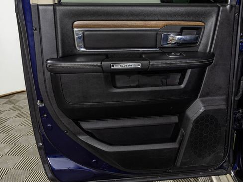 Used 2016 RAM 1500 Laramie w/ Convenience Group AWD/4WD image 42