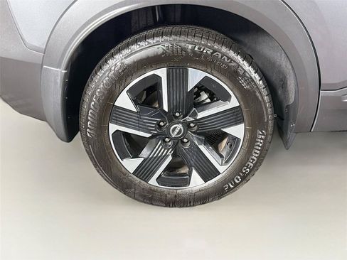 Used 2025 Nissan Kicks SR AWD/4WD image 31