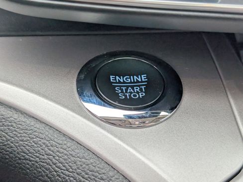 Used 2023 Ford Explorer XLT w/ Equipment Group 202A image 28