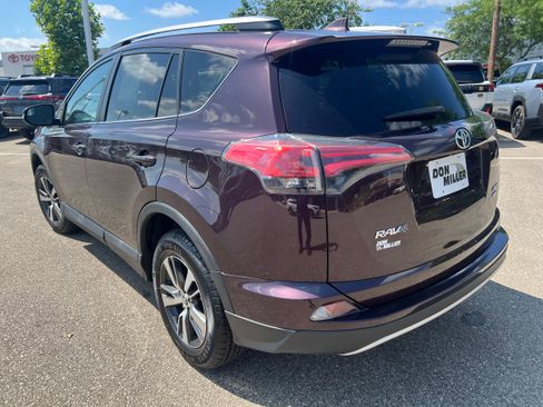 Used 2017 Toyota RAV4 XLE w/ All Weather Liner Package AWD/4WD image 5