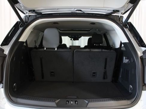 New 2026 Ford Explorer Active w/ Active Comfort Package AWD/4WD image 32