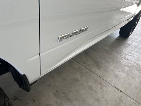 Used 2026 RAM 2500 Laramie AWD/4WD image 16