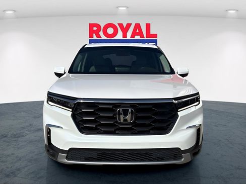 Used 2024 Honda Pilot EX-L image 2