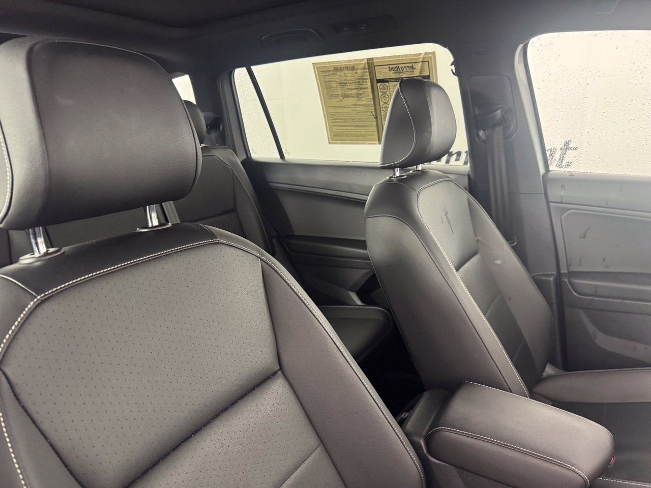 Used 2021 Volkswagen Tiguan SE R-Line FWD image 36