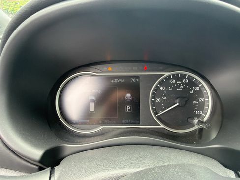 Used 2020 Nissan Kicks SR FWD image 6