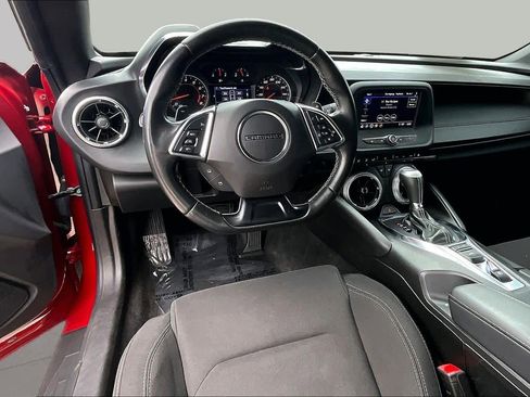 Used 2023 Chevrolet Camaro LT RWD image 6