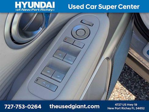 New 2026 Hyundai Ioniq 9 Limited image 18