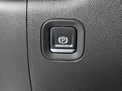 Used 2024 GMC Sierra 1500 Pro w/ Pro Value Package AWD/4WD image 22
