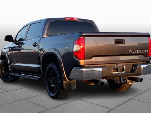 Used 2018 Toyota Tundra SR5 w/ SR5 Upgrade Package RWD image 12